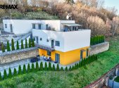 Pronájem bytu, 2+kk, 37 m²