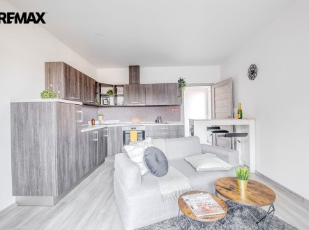 Pronájem bytu, 2+kk, 37 m²