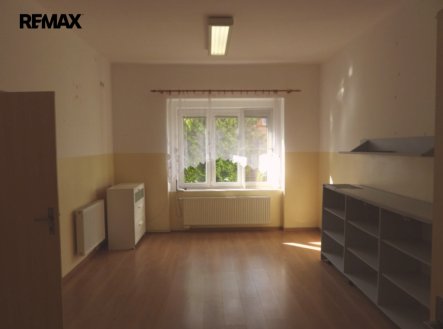 Pronájem jiné komerční nemovitosti, 44 m²