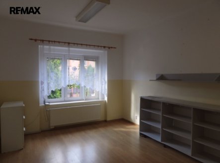 Pronájem jiné komerční nemovitosti, 44 m²