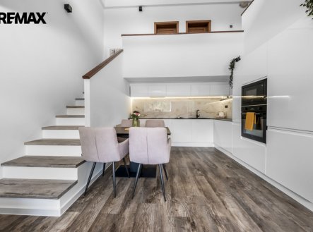 Prodej bytu, 3+kk, 86 m²