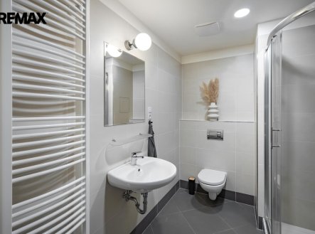 Pronájem bytu, 1+kk, 33 m²
