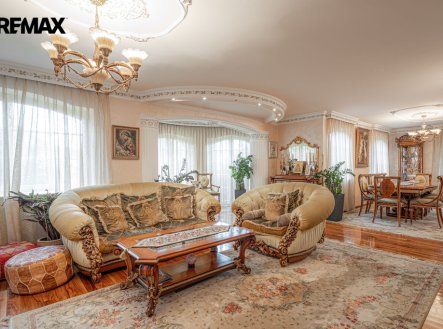 Prodej domu/vily, 615 m²