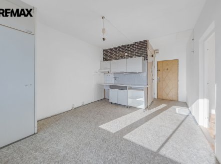 Pronájem bytu, 2+kk, 35 m²