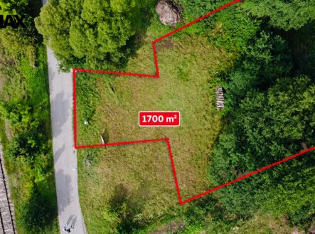 Prodej pozemku pro bydlení, 1 700 m²