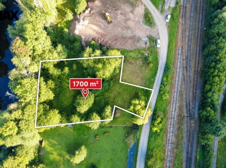 Prodej pozemku pro bydlení, 1 700 m²