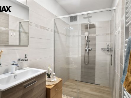 Prodej zemědělského objektu, 18 096 m²
