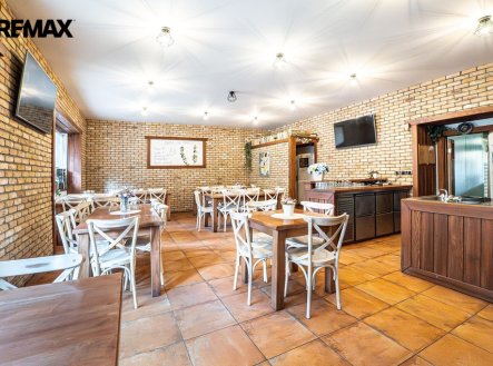 Prodej restaurace, 500 m²