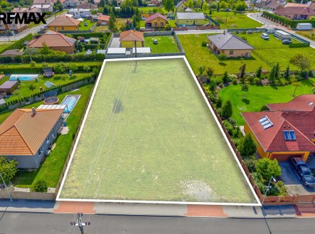 Prodej pozemku pro bydlení, 1 845 m²
