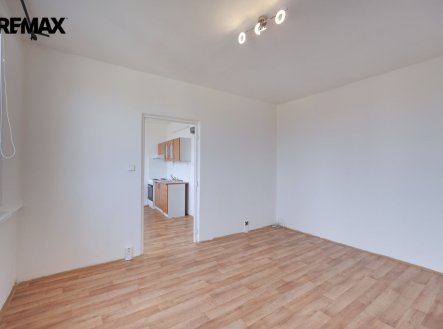 Pronájem bytu, 1+1, 35 m²