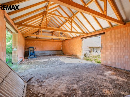 p1019151.jpg | Prodej - zemědělský objekt, 3 432 m²