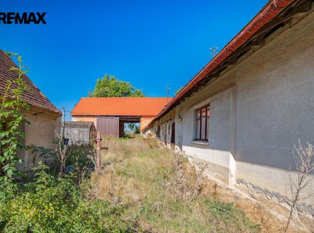 p1019128.jpg | Prodej - zemědělský objekt, 3 432 m²