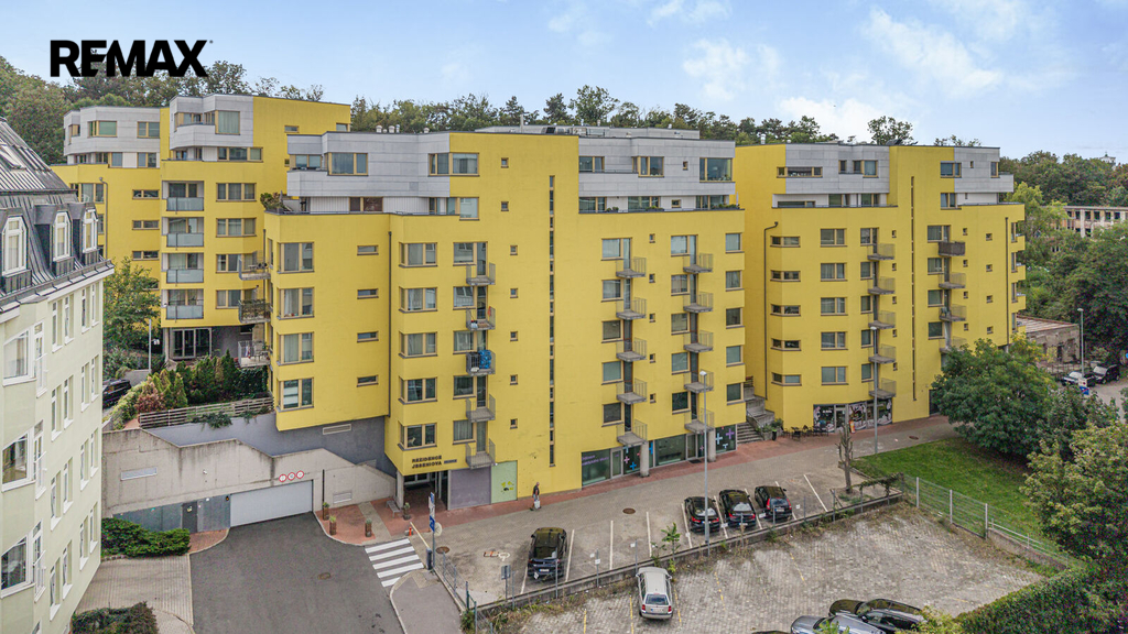 dji-20260909113723-0383-d.jpg