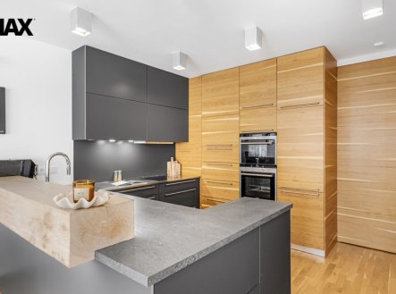 Prodej bytu, 3+kk, 97 m²