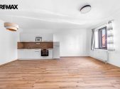 Pronájem bytu, 1+kk, 43 m²