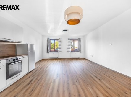 Pronájem bytu, 1+kk, 43 m²