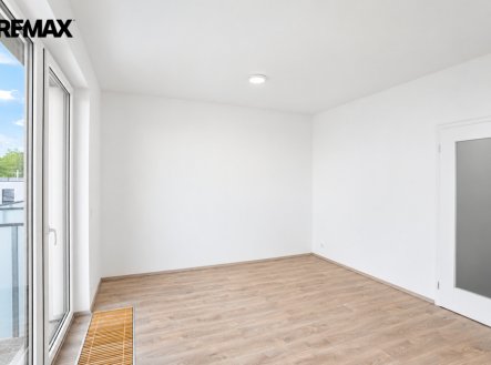 Pronájem bytu, 1+kk, 28 m²