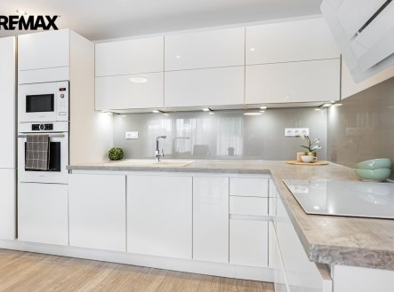 Pronájem bytu, 2+kk, 50 m²