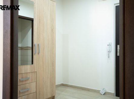 Pronájem bytu, 3+1, 63 m²