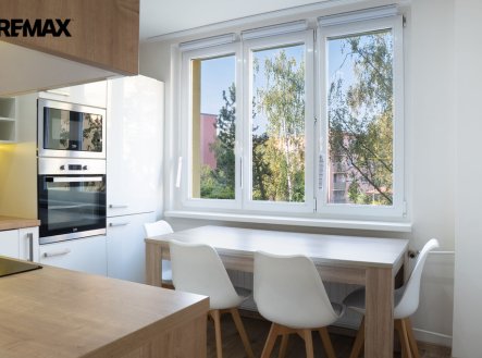 Pronájem bytu, 3+1, 63 m²