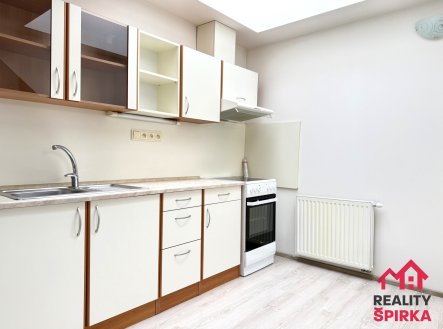 Pronájem bytu, 1+kk, 39 m²