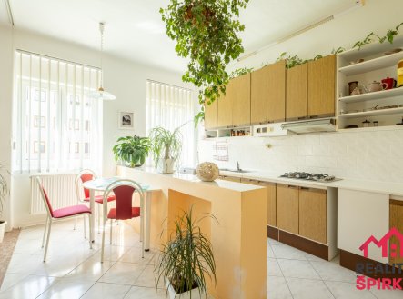 Prodej bytu, 3+kk, 76 m²