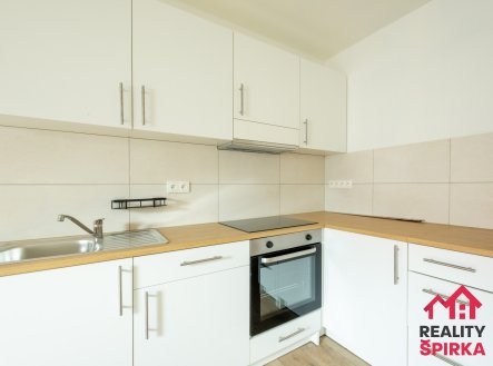Pronájem bytu, 3+kk, 70 m²