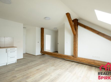 Pronájem bytu, 3+kk, 70 m²