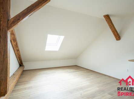 Pronájem bytu, 3+kk, 70 m²