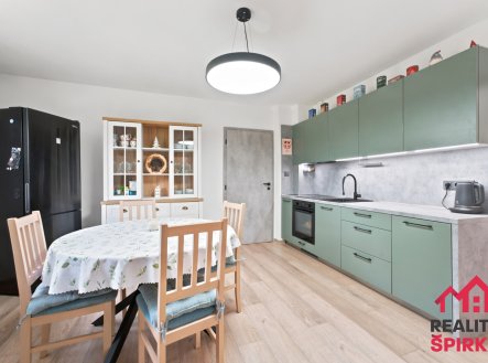 Prodej bytu, 3+1, 77 m²