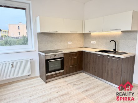 Pronájem bytu, 4+kk, 84 m²