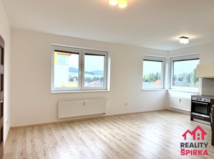 Pronájem bytu, 4+kk, 84 m²