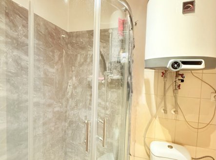 Pronájem bytu, 3+kk, 90 m²
