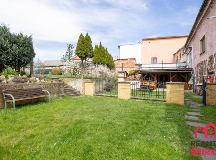 Prodej komerčního objektu, jiný, 455 m²