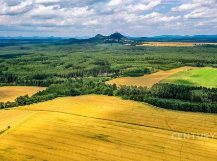Prodej pozemku pro bydlení, 2 500 m²