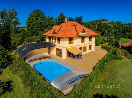 Prodej domu/vily, 327 m²