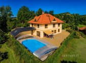 Prodej domu/vily, 327 m²
