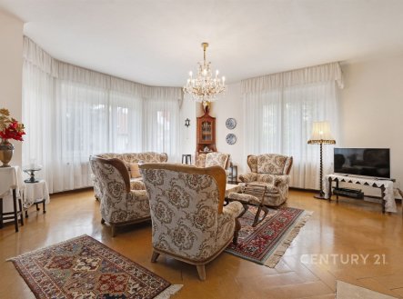 Prodej domu/vily, 215 m²