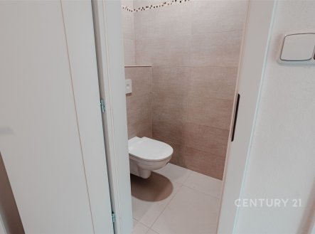Pronájem bytu, 2+kk, 64 m²
