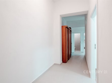 Pronájem bytu, 2+kk, 64 m²