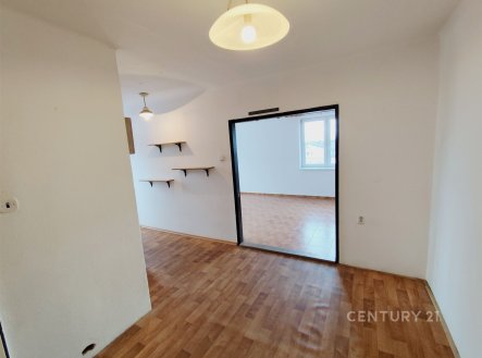 . | Pronájem bytu, 3+1, 73 m²