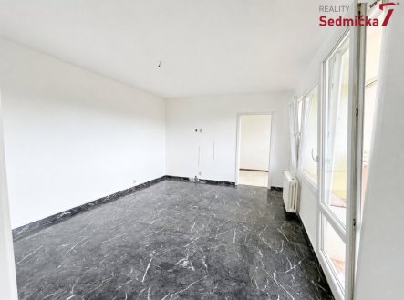 7EF2A44B-5112-49F7-B514-F2E6F3D942F6 | Prodej bytu, 4+1, 77 m²
