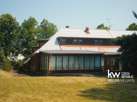 Prodej hotel, 900 m²