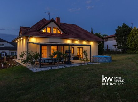 Prodej - dům/vila, 203 m²