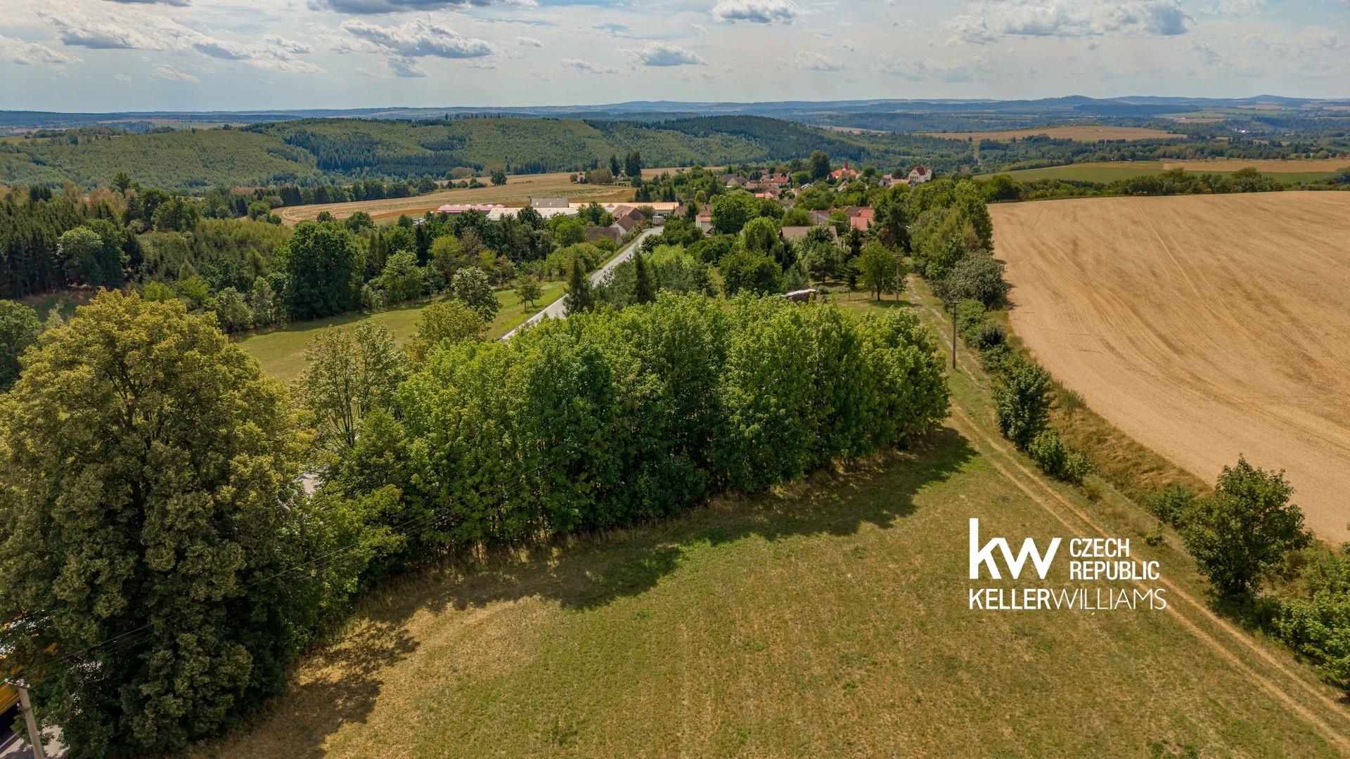 Prodej pozemku 884 m²
