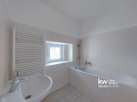 Pronájem bytu, 3+kk, 86 m²