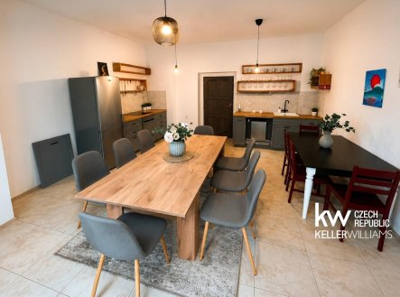 Prodej hotel, 343 m²