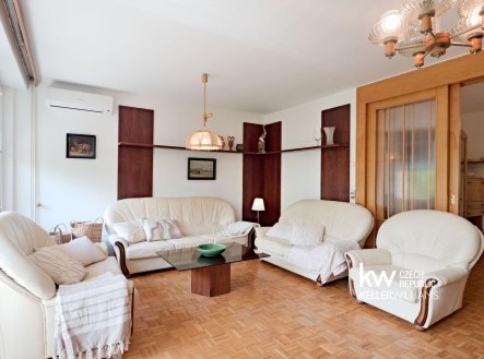 Pronájem domu/vily, 220 m²