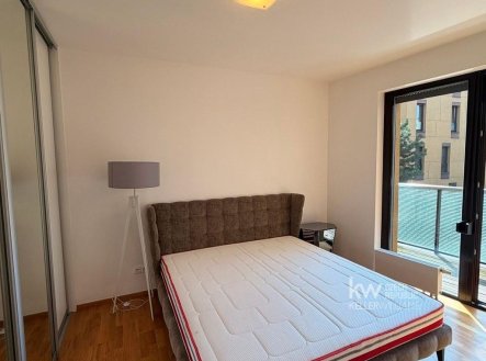Pronájem bytu, 2+kk, 82 m²