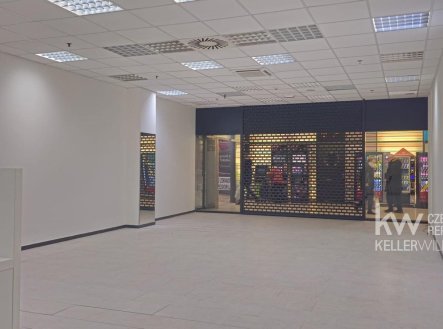 Pronájem obchodní prostory, 94 m²